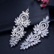 Load image into Gallery viewer, Vintage Gorgeous CZ Drop Bridal Earrings