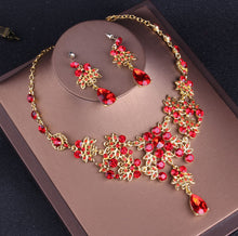 Load image into Gallery viewer, Rose Ruby Red Vintage Rhinestone Tiara and Jewelry Set