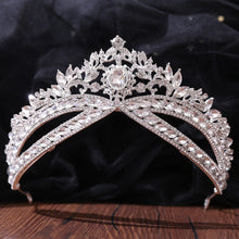 Load image into Gallery viewer, Ribbons Design Retro Crystal Tiara