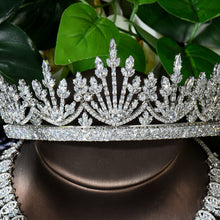 Load image into Gallery viewer, Exclusive Rays of Light Cubic Zircon Crystal Tiara and Bridal Jewelry Set