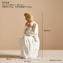 Load image into Gallery viewer, Home Decoration Family Figurines - A Meaningful Gift