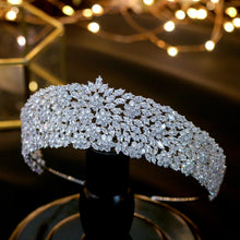 Load image into Gallery viewer, arabian nights bridal tiara