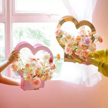 Load image into Gallery viewer, Heart Shape Portable  Flower Box Bag Paper Packaging Box For Weddings