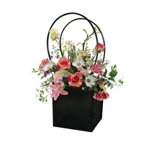 Load image into Gallery viewer, 1pc Portable Kraft Waterproof Flower Gift Bag-Box with Handle-Rose Box