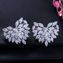 Load image into Gallery viewer, Romanze Heart Shape Cubic Zirconia Bridal Earring and Necklace Set