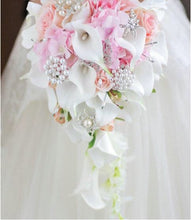 Load image into Gallery viewer, Cala Lily Waterfall Silk Wedding Bouquet Bride with Bridal Jewelry