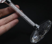 Load image into Gallery viewer, Elegant Personalized Wedding Flutes-Glasses with Silver or Gold Stems