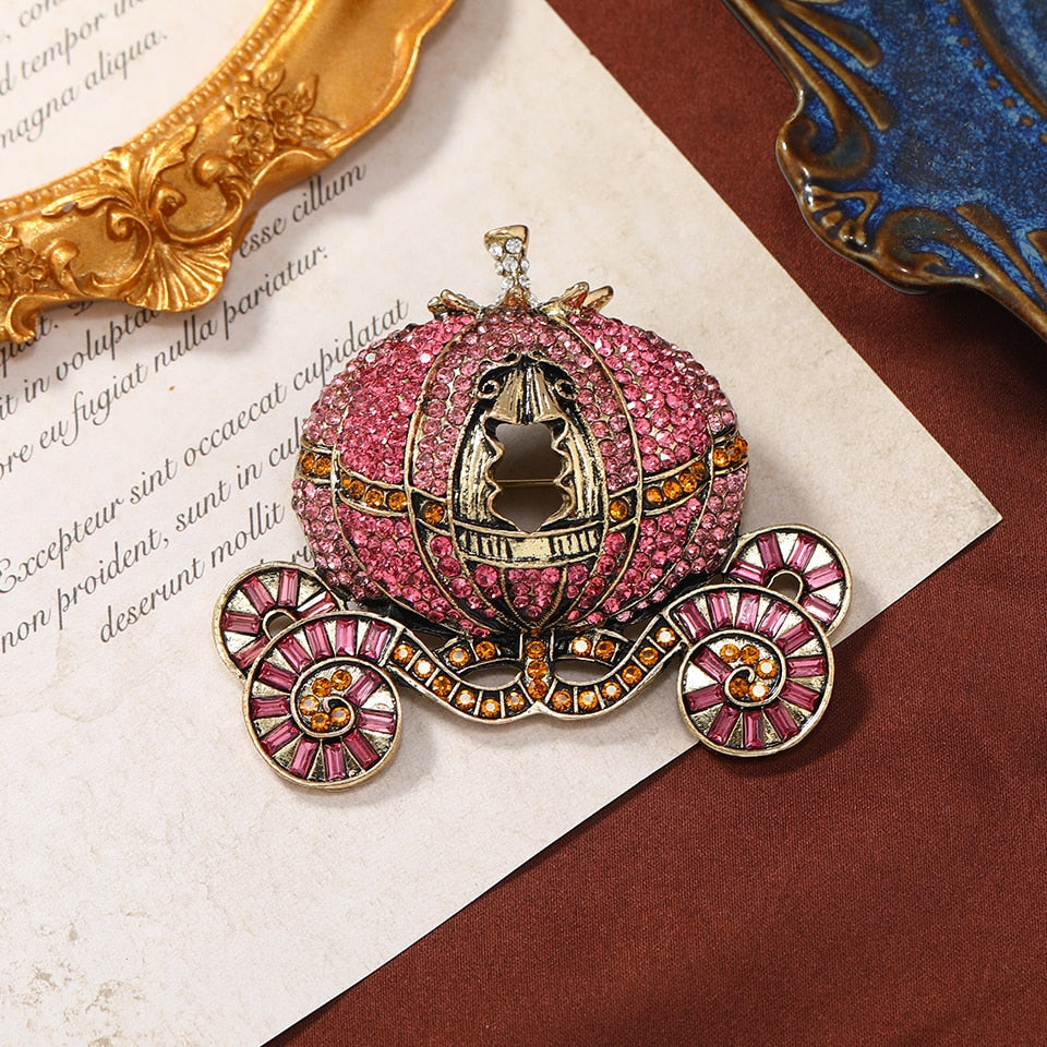 Vintage Fairytale Carriage Brooch-Pin