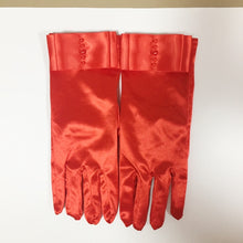 Load image into Gallery viewer, Wrist Length Bridal Gloves with Pretty Simulated Pearl Detail
