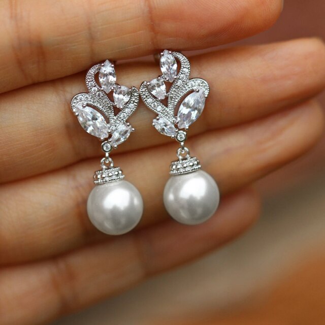 Fashion elegant simulated pearl silver tone and cubic zirconia earrings