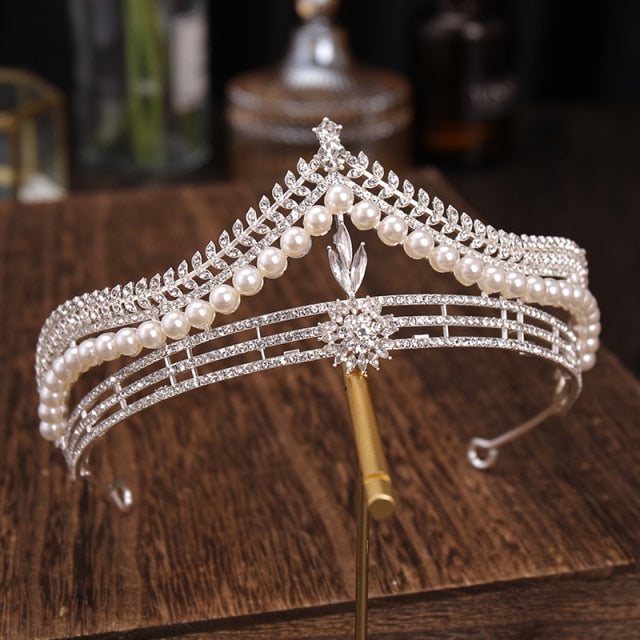 Flower Star Pearls and Crystal Rhinestones Bridal Tiara-Crown-Tiara De Novia